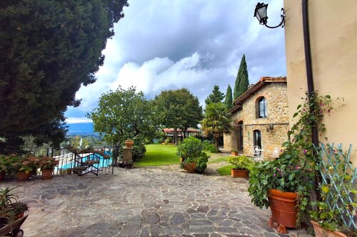 Nice apartment for 5 people with pool, A/C, WIFI and TV