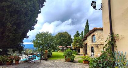 Nice apartment for 5 people with pool, A/C, WIFI and TV