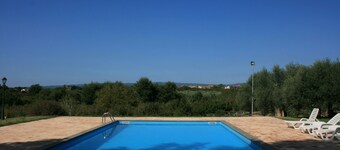 Wonderful private villa with WIFI, A/C, private pool, TV, terrace, pets allowed and parking