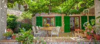 EREMUS - Chalet with private garden in Valldemossa. Free WiFi