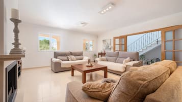 Televisión y estéreo