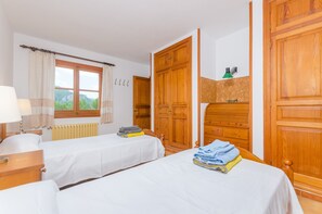 5 chambres, fer et planche Ă repasser, Wi-Fi gratuit, draps fournis