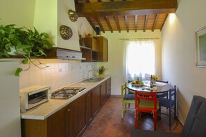 Dining - Nice apartment for 4 guests with WIFI and pets allowed (Terranuova Bracciolini)
