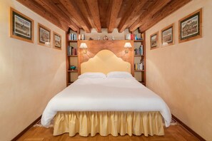4 quartos, escrivaninha, berço de viagem, Wi-Fi de cortesia