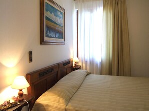 2 Schlafzimmer, Bügeleisen/Bügelbrett, Reisekinderbett, kostenloses WLAN