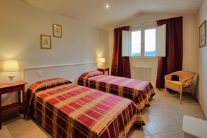 4 bedrooms, travel crib, free WiFi, bed sheets
