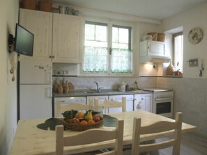 Kühlschrank, Ofen, Herdplatte, Geschirrspüler