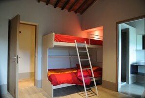 3 quartos, berço de viagem, Wi-Fi de cortesia