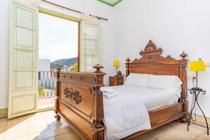 5 Schlafzimmer, Bügeleisen/Bügelbrett, kostenloses WLAN, Bettwäsche