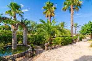Property grounds - CAN PUÇA - Villa with private pool in Santanyí. Free WiFi (Santanyí)