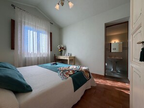 3 Schlafzimmer, Bügeleisen/Bügelbrett, Reisekinderbett, kostenloses WLAN