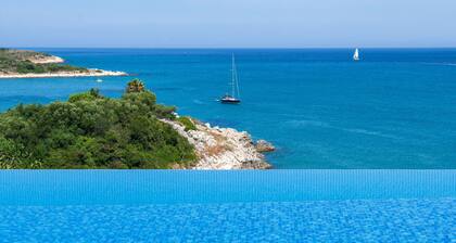 Beachfront Villa Seasun - Luxury Villa by the Sea in Corfu, Greece