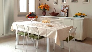 Dining - Villa Gaville - Villa with private pool (Gaville)
