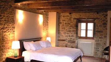 2 Schlafzimmer, Bügeleisen/Bügelbrett, kostenloses WLAN