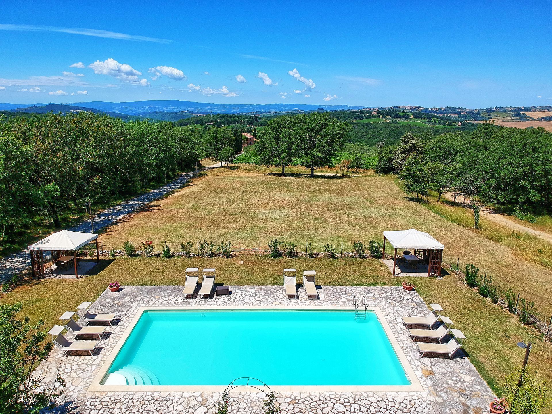 Piscina