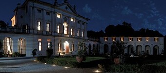 Ca' Marcello - Exclusive Holiday Villa with swimming pool near Venice, Veneto