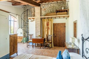 7 bedrooms, travel cot, free WiFi, wheelchair access - Villa Castiglione - Farmhouse with private pool (Castiglione D'orcia)