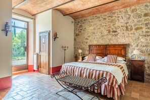 7 Schlafzimmer, Reisekinderbett, kostenloses WLAN, Rollstuhlgeeignet