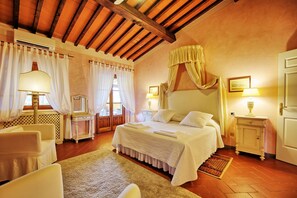 2 Schlafzimmer, Reisekinderbett, kostenloses WLAN