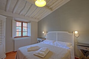 2 habitaciones, cuna de viaje y wifi gratis 