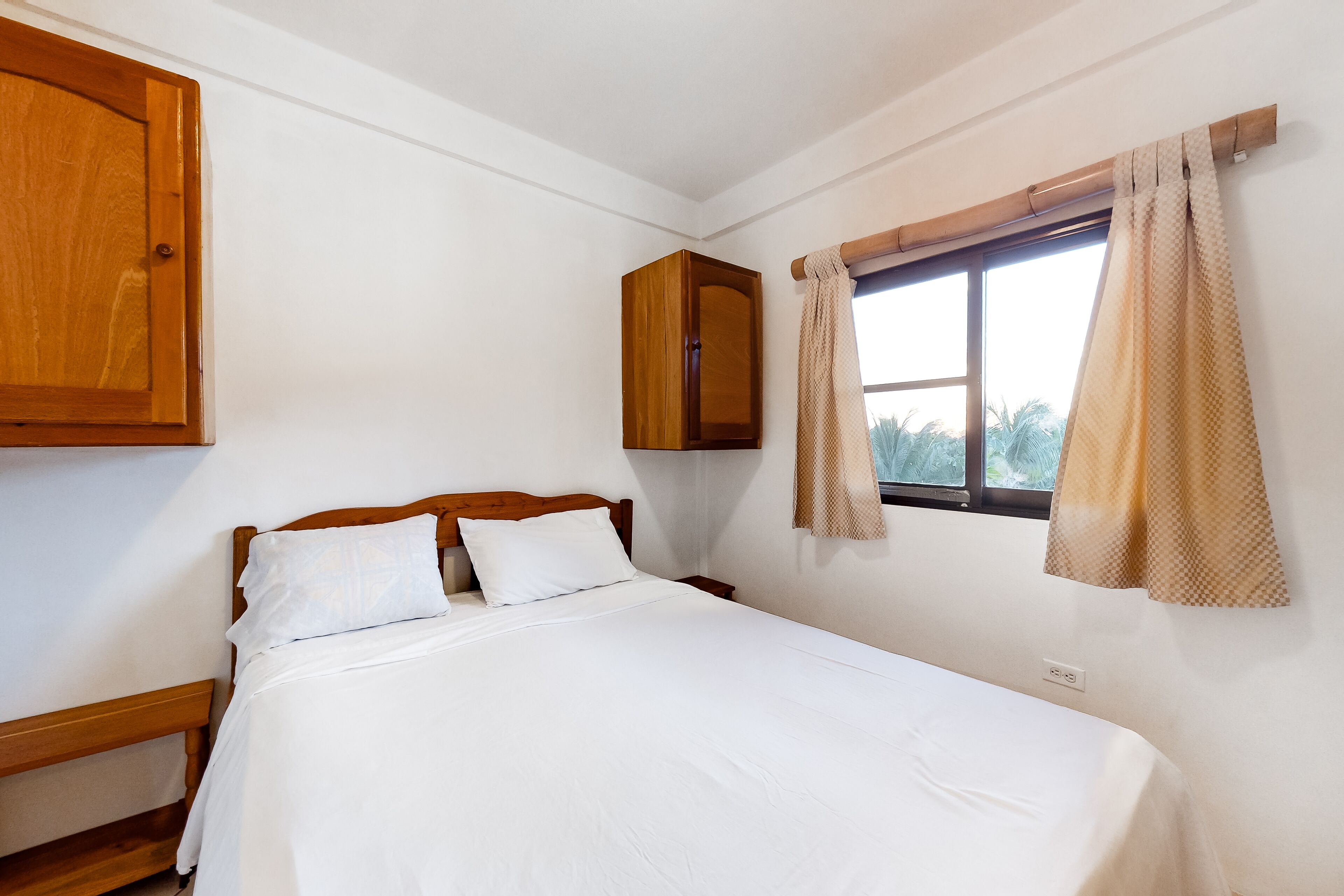 1 slaapkamer, een strijkplank/strijkijzer, wifi, beddengoed