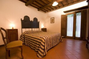 3 Schlafzimmer, Reisekinderbett, Bettwäsche