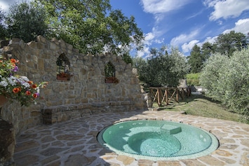 Propriété, Piscine, L'Eau, Maison, Biens, Bùtiment, Immobilier, Vacances, Jardin, Arbre