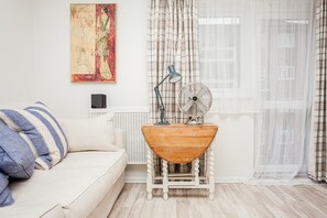 公寓, 1 間臥室 | 客廳 | 電視