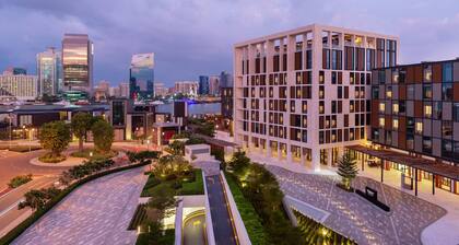 Canopy by Hilton Dubai Al Seef