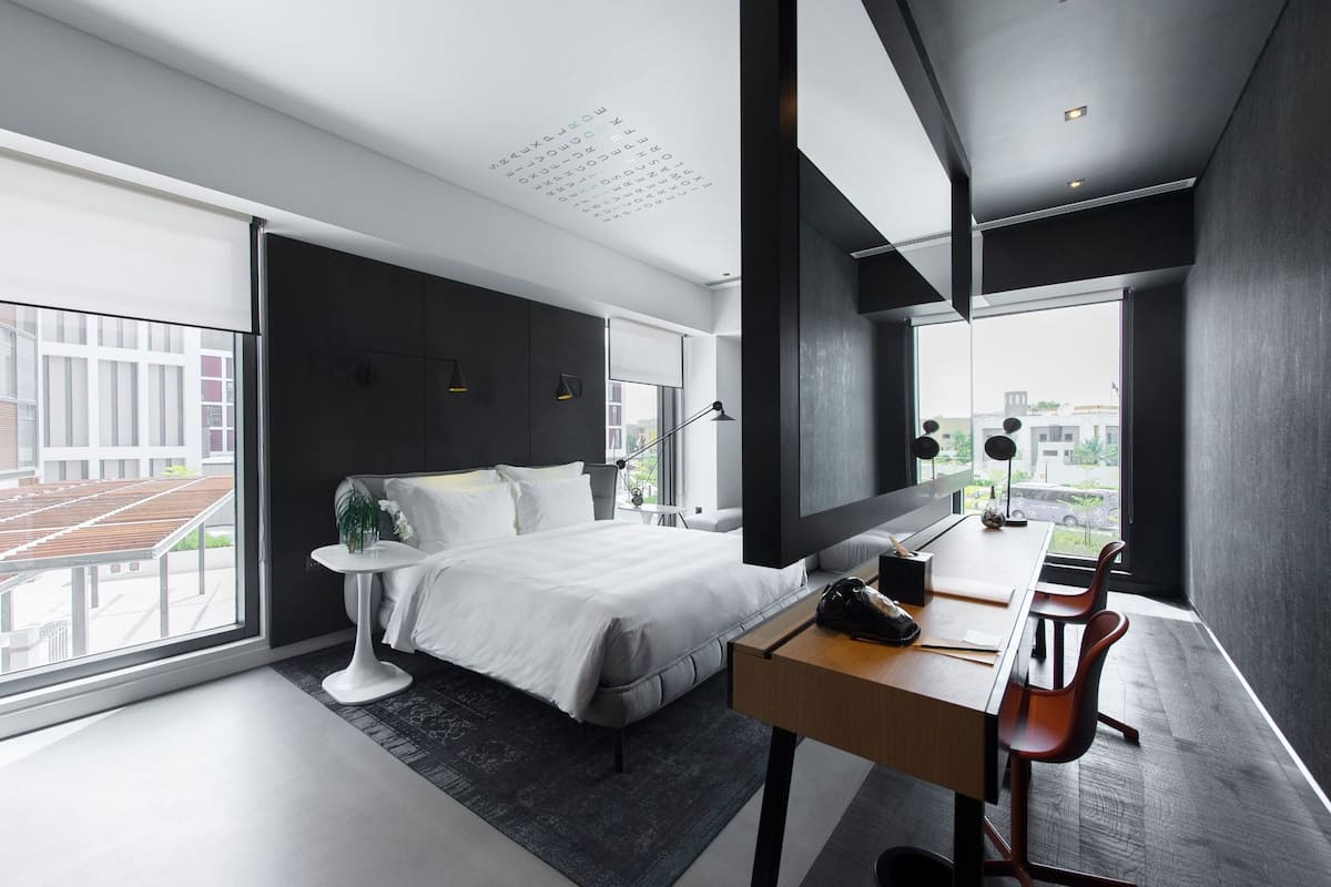 Premium bedding, minibar, in-room safe, desk