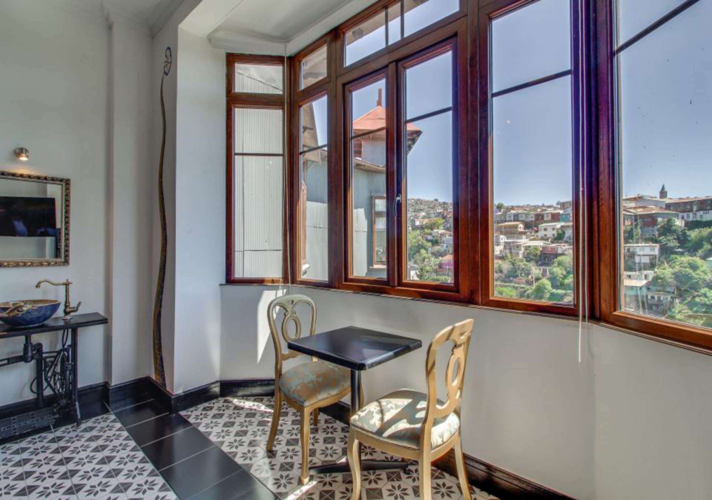 superior double room, 1 king bed, hill view | in-room dining