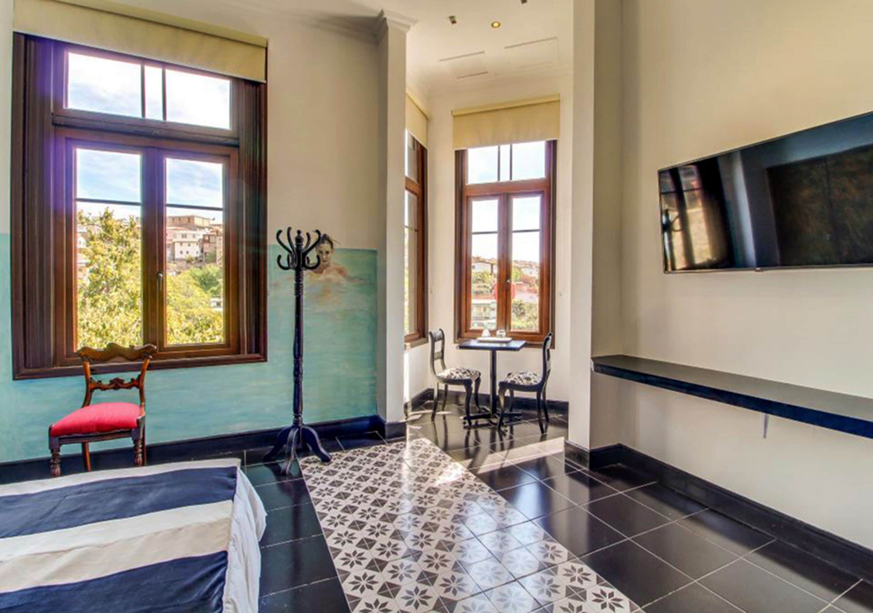 superior double room, 1 king bed, hill view | premium bedding, minibar, individually decorated, desk