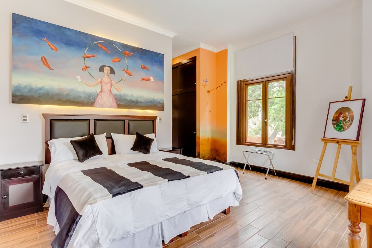 Chambre Double Supérieure, 1 trÚs grand lit, vue colline