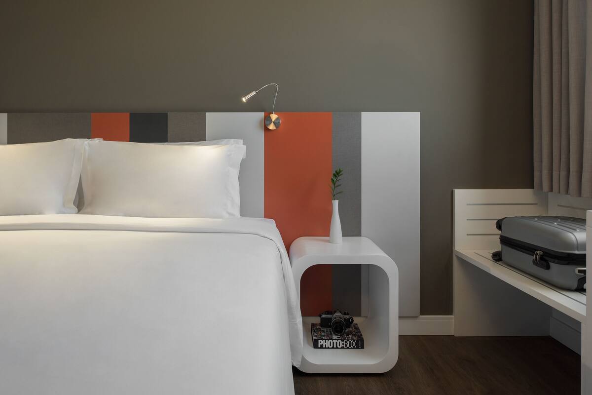 Standard Double Room | Minibar, in-room safe, desk, WiFi (free)