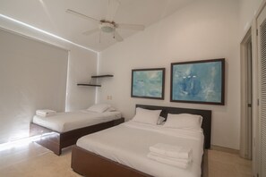 3 bedrooms, in-room safe, free WiFi, bed sheets - Charming 3 Bedroom in the Old City (Cartagena)