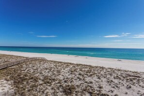 On the beach - Cool Breeze at Emerald Surf (Navarre Beach)