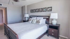2 bedrooms, internet, bed sheets