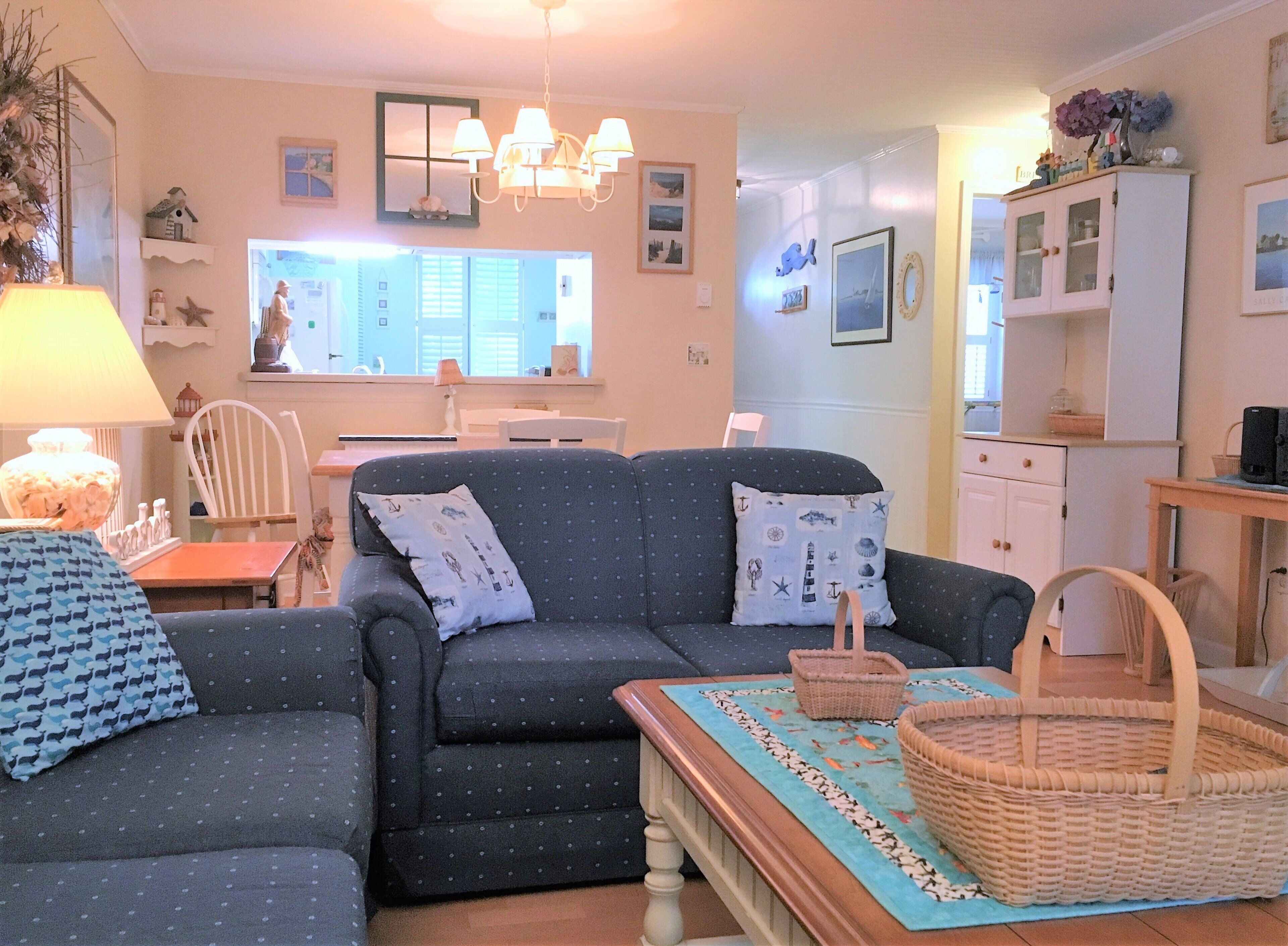 Wonderful Ocean Edge Apartment. Short drive to beaches, you will love the Brewster Flats!