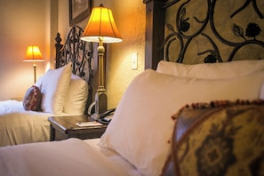 2 bedrooms, WiFi, bed sheets - Large Condo, Steps Away from Canyons Village by RedAwning - Save 20% on 7+ Nights! (Park City)