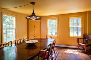 Room (Benton Cottage) | Dining room - Troutbeck (Amenia)