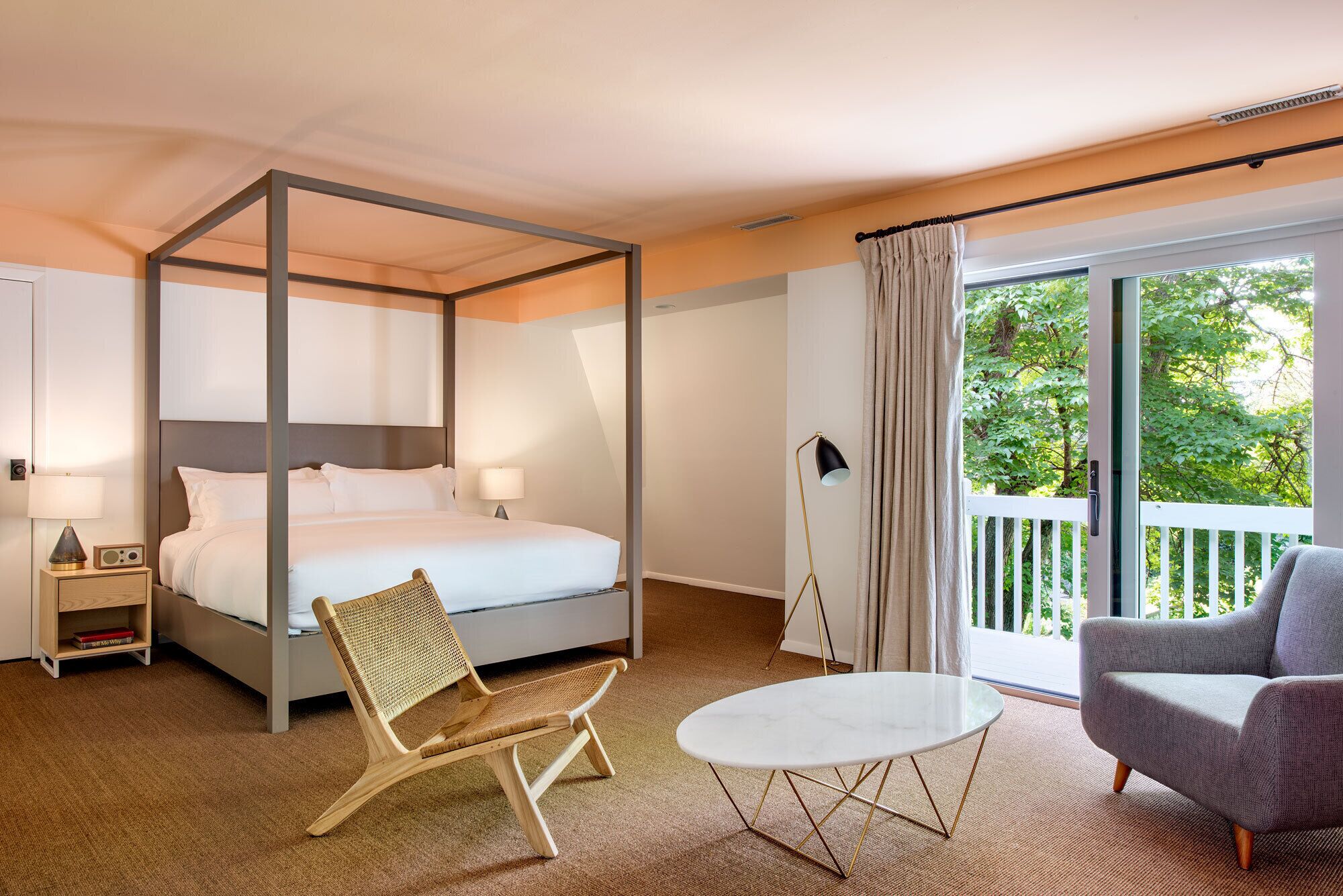 Suite Grand (Garden House) | Seprai premium, brankas, meja kerja, dan setrika/meja setrika