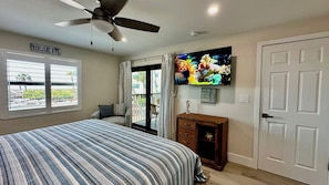 2 bedrooms, iron/ironing board, WiFi (free), bed sheets