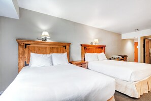 1 chambre, fer et planche à repasser, accès Internet, draps fournis