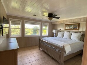 4 Schlafzimmer, Bügeleisen/Bügelbrett, WLAN, Bettwäsche