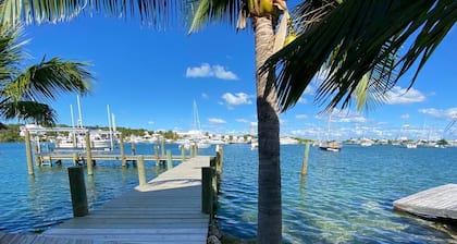 Hope Town Harborfront Accueil avec vue sur le phare