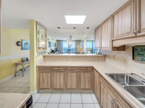 Fridge, microwave, oven, stovetop - Iris's Top Floor Getaway! (Navarre Beach)