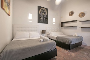 4 bedrooms, WiFi, bed sheets
