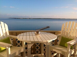 Outdoor dining - Amazing View from this Contemporary, Upscale Condo, Parking, Pool - Baywatch E10 (Pensacola Beach)