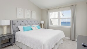 2 bedrooms, WiFi, bed sheets - Amazing View from this Contemporary, Upscale Condo, Parking, Pool - Baywatch E10 (Pensacola Beach)