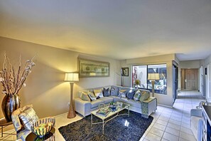 TV, DVD player - Patio & Mountain Views: Palm Desert Townhome (Palm Desert)